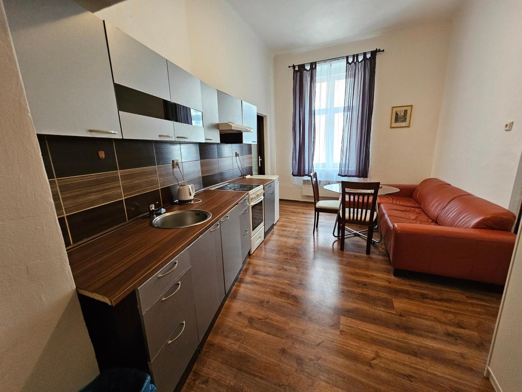 Apartments Zizkov 2C Prag Exterior foto